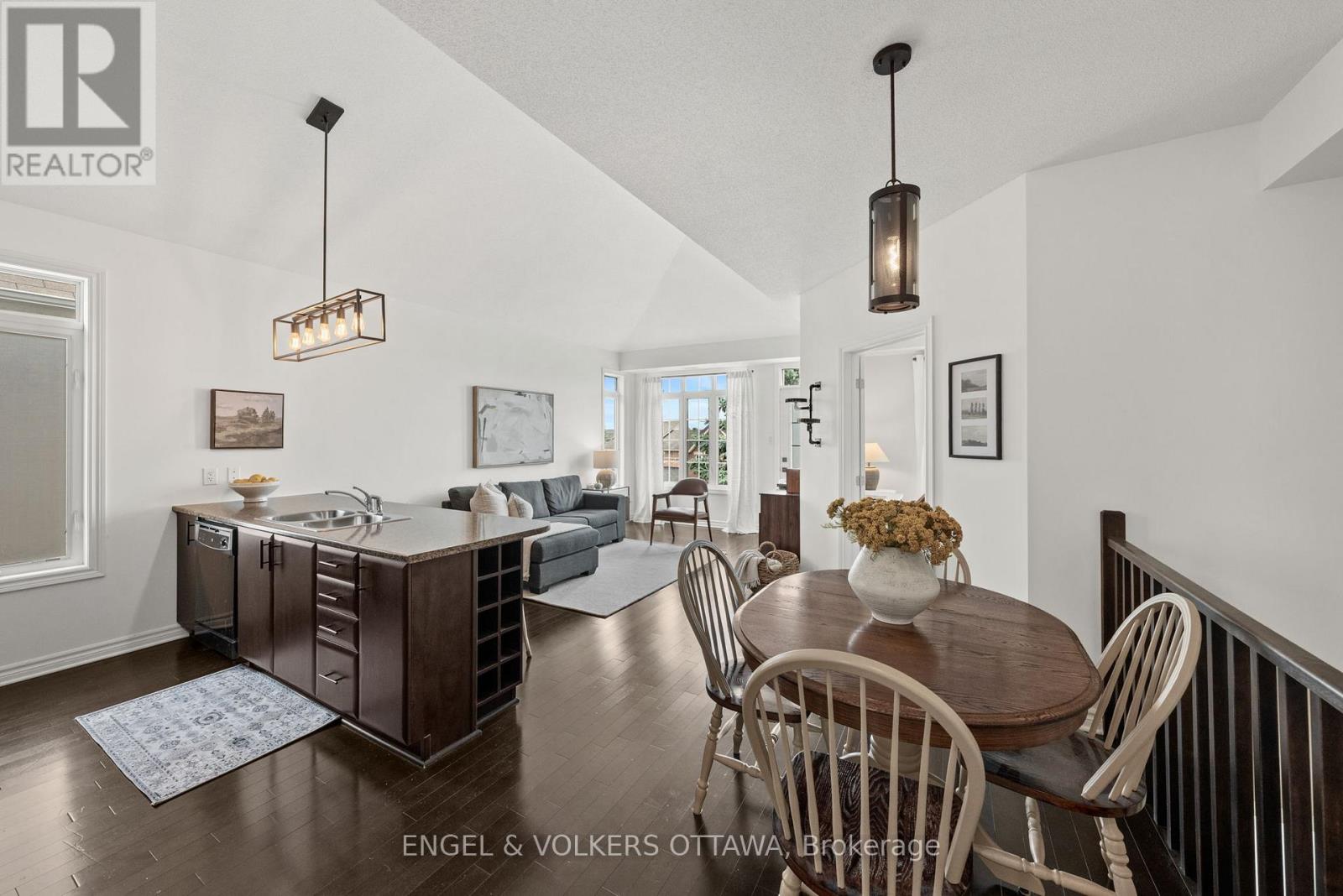 362 Royal Fern Way, Ottawa, Ontario  K1V 2K6 - Photo 7 - X13472842