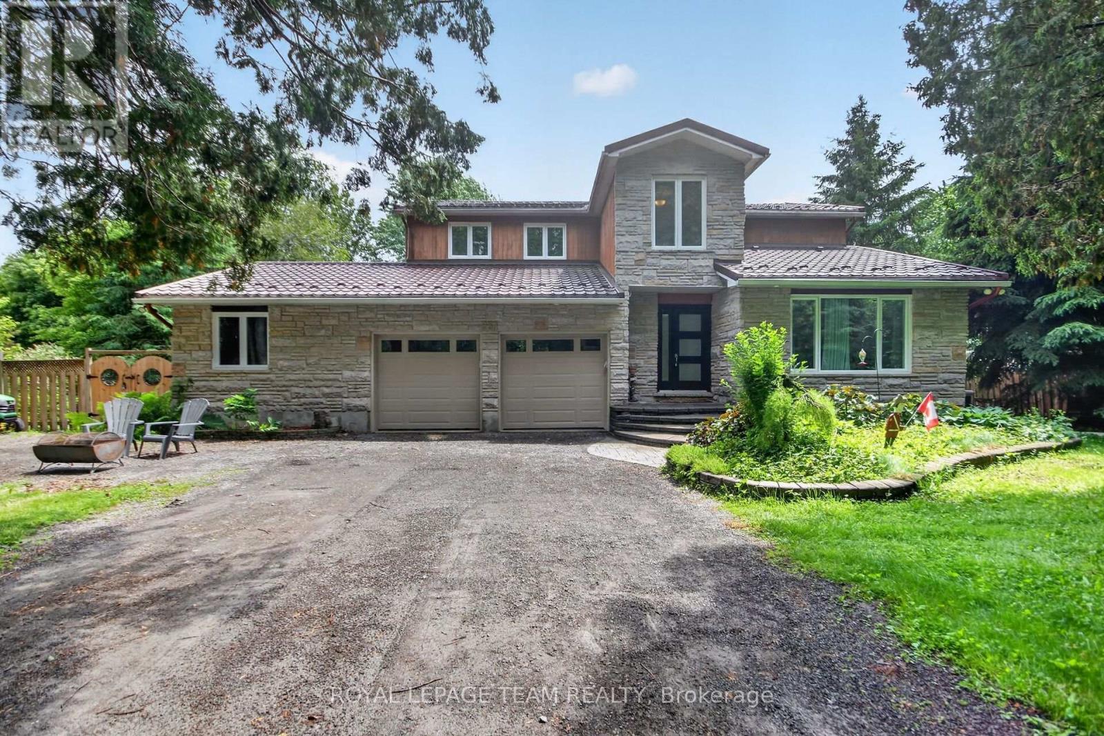 231 DES BOIS DRIVE, Russell, Ontario