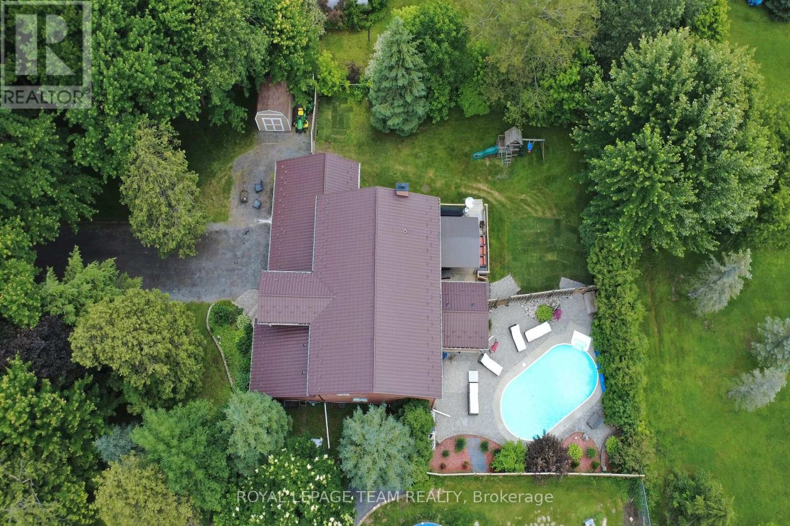 231 Des Bois Drive, Russell, Ontario K4R 1C4 - Photo 3 - X13472876