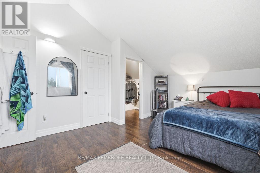 1 Violet Street, Petawawa, Ontario  K8H 2C2 - Photo 14 - X13472890