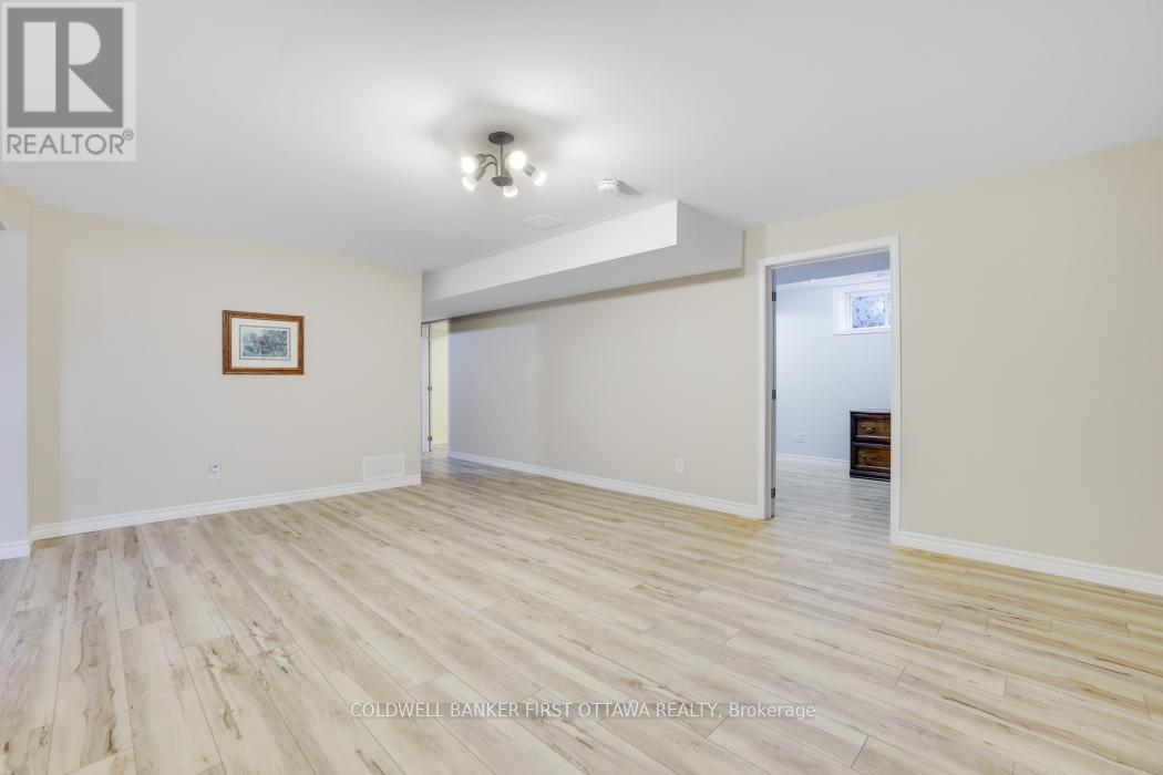 107 Johanna Street, Mississippi Mills, Ontario  K0A 1A0 - Photo 37 - X13472896