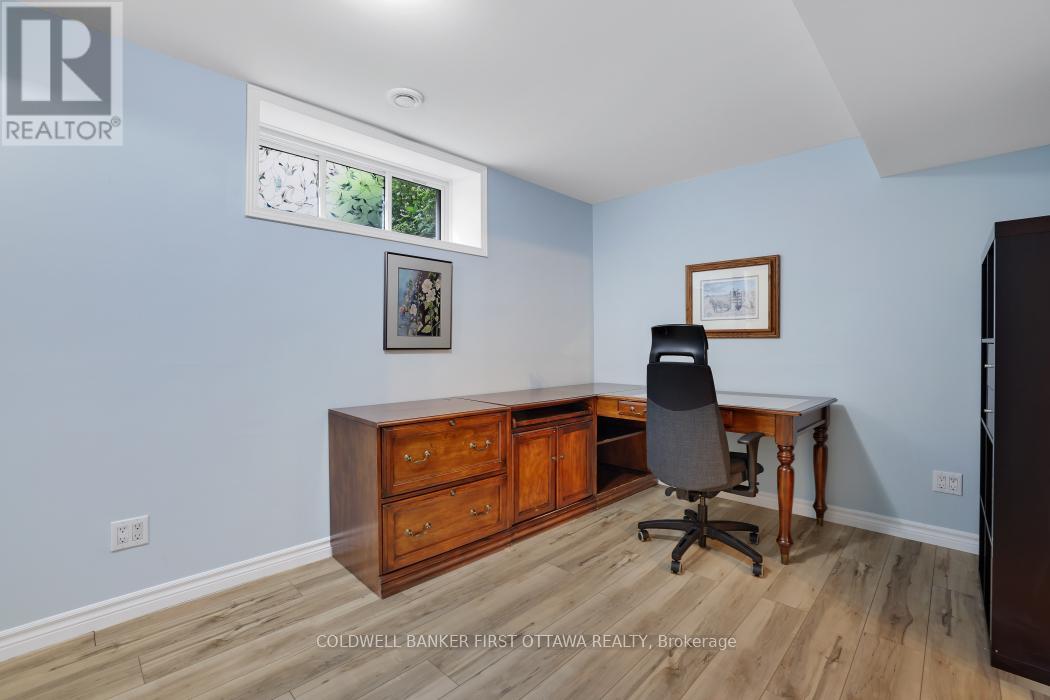 107 Johanna Street, Mississippi Mills, Ontario  K0A 1A0 - Photo 38 - X13472896