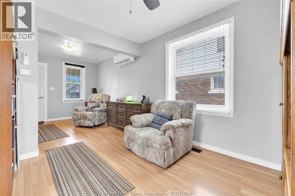 1226 Aubin, Windsor, Ontario  N8Y 4E5 - Photo 3 - 26014735