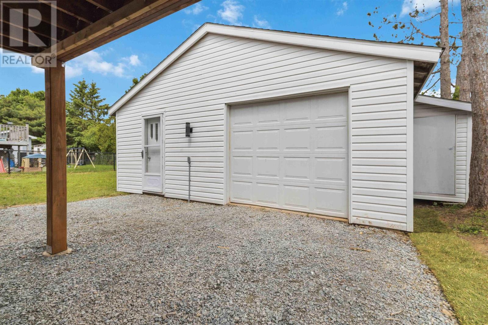 205 Montague Road, Lake Loon, Nova Scotia  B2W 3P6 - Photo 28 - 202614389