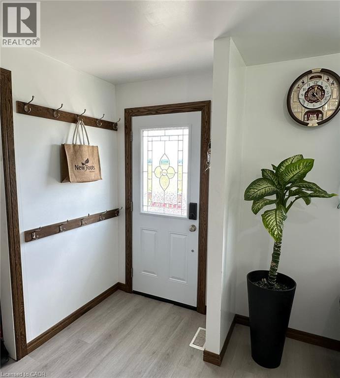 1716 Bruce Rd 86 Road, Lucknow, Ontario  N0G 2H0 - Photo 5 - 40841442