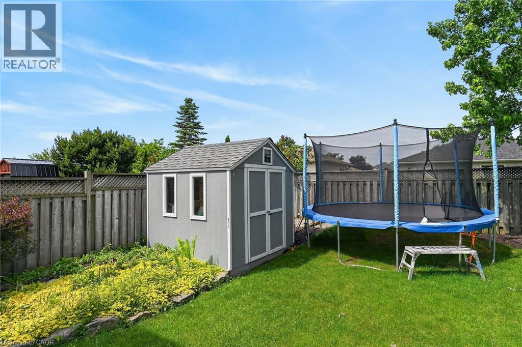 11 Stuart Street, Caledonia, Ontario  N3W 2L3 - Photo 38 - 40839314