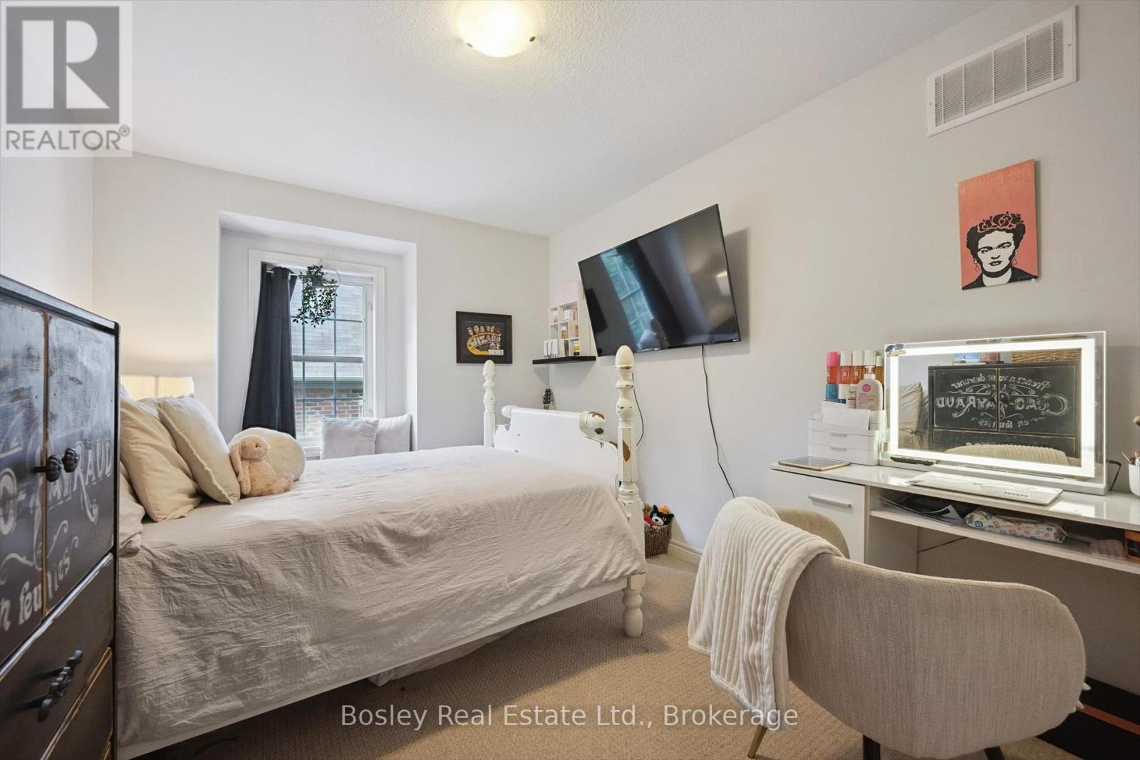 360 Louisa Street, Kitchener, Ontario  N2H 0B2 - Photo 26 - X13473044