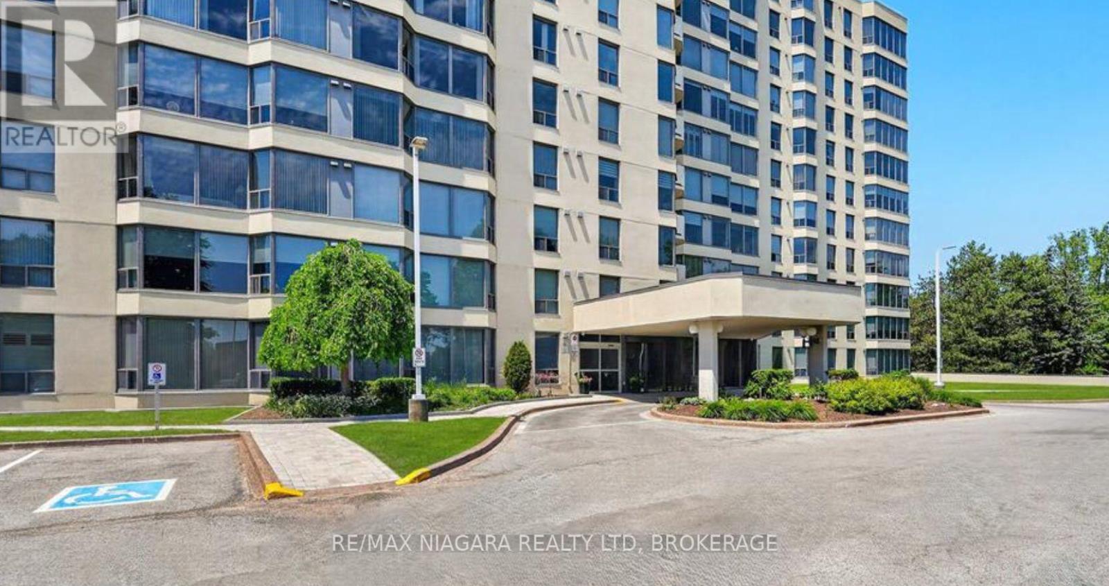 601 - 81 Scott Street, St. Catharines, Ontario  L2N 7L5 - Photo 2 - X13094398