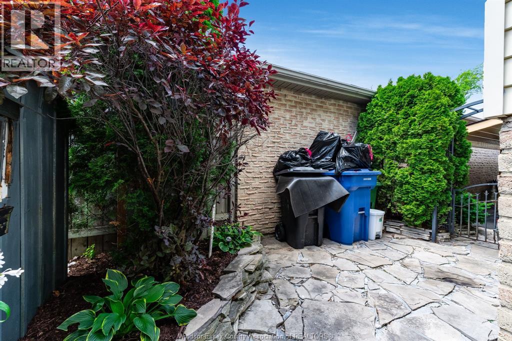 8275 Little River, Windsor, Ontario  N8S 4P1 - Photo 40 - 26014650