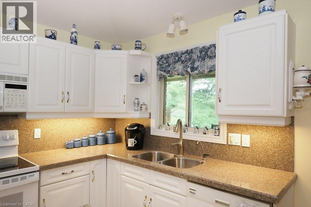 137 Foxboro Drive, Baden, Ontario  N3A 3N2 - Photo 14 - 40839185