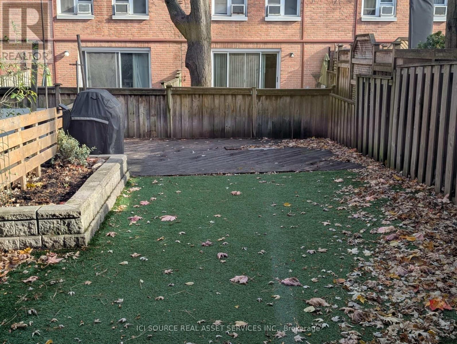 17 Douville Court, Toronto, Ontario  M5A 4E7 - Photo 23 - C13468302