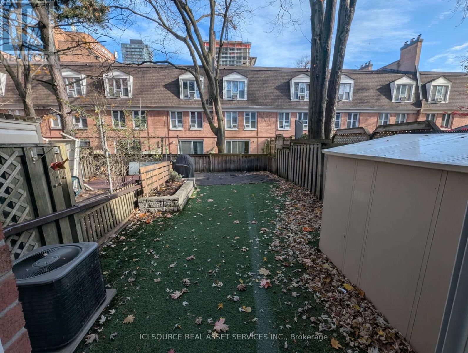 17 Douville Court, Toronto, Ontario  M5A 4E7 - Photo 22 - C13468302