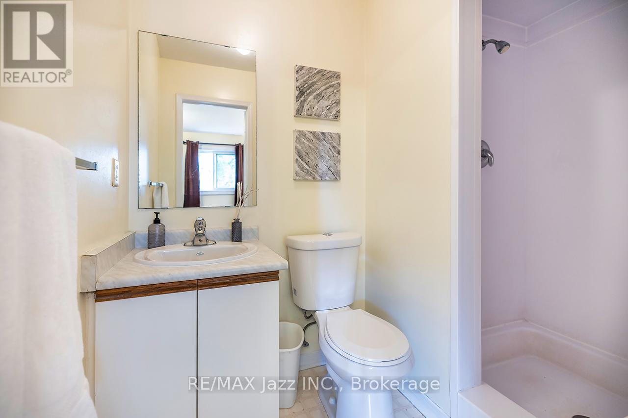 11 Chance Court, Clarington, Ontario  L1C 4S4 - Photo 17 - E13464330