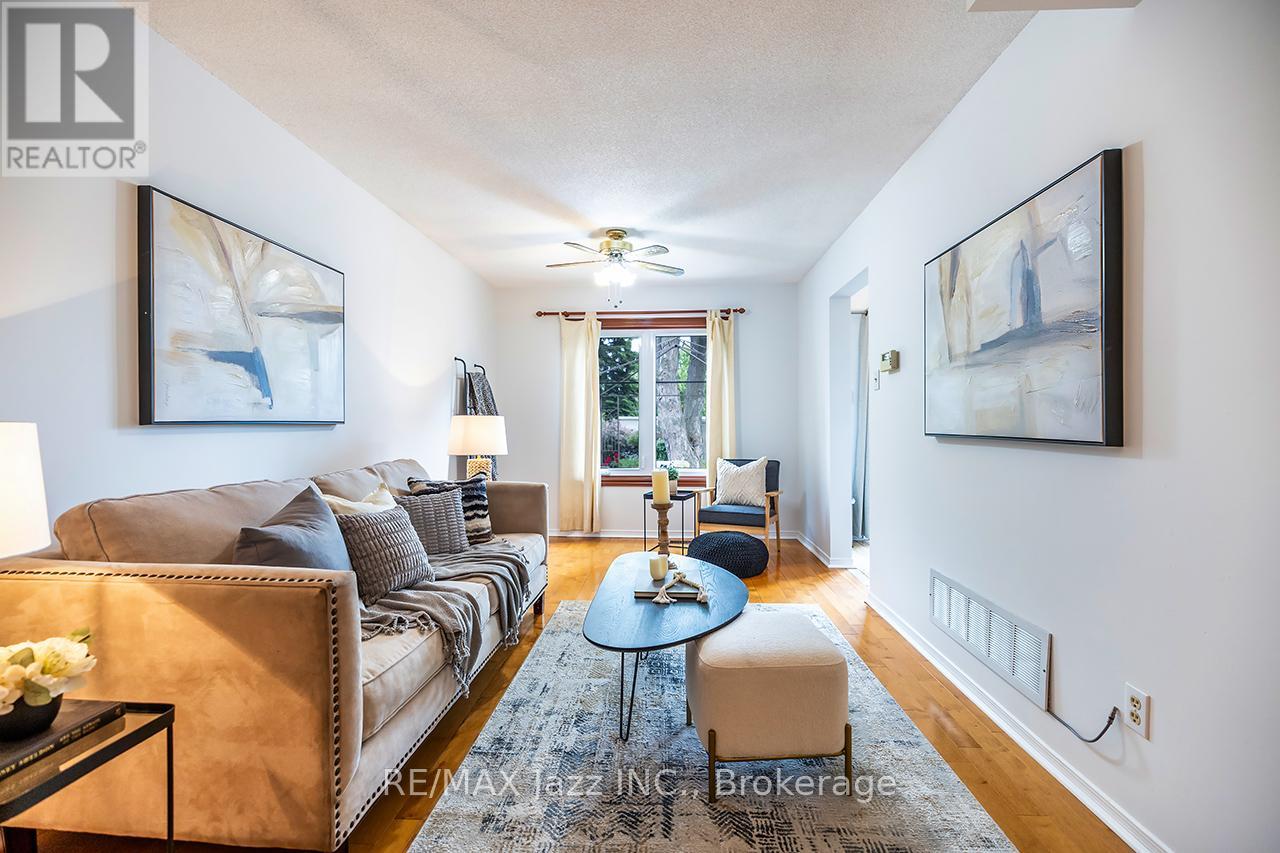 11 Chance Court, Clarington, Ontario  L1C 4S4 - Photo 8 - E13464330