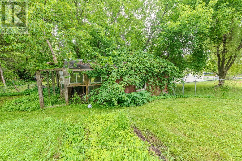 27 West Street W, Stone Mills (Stone Mills), Ontario  K0K 1Z0 - Photo 9 - X13473138