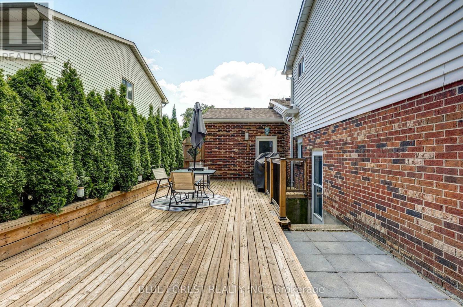 219 Worthington Avenue, London South, Ontario  N5Z 4H9 - Photo 40 - X13473178