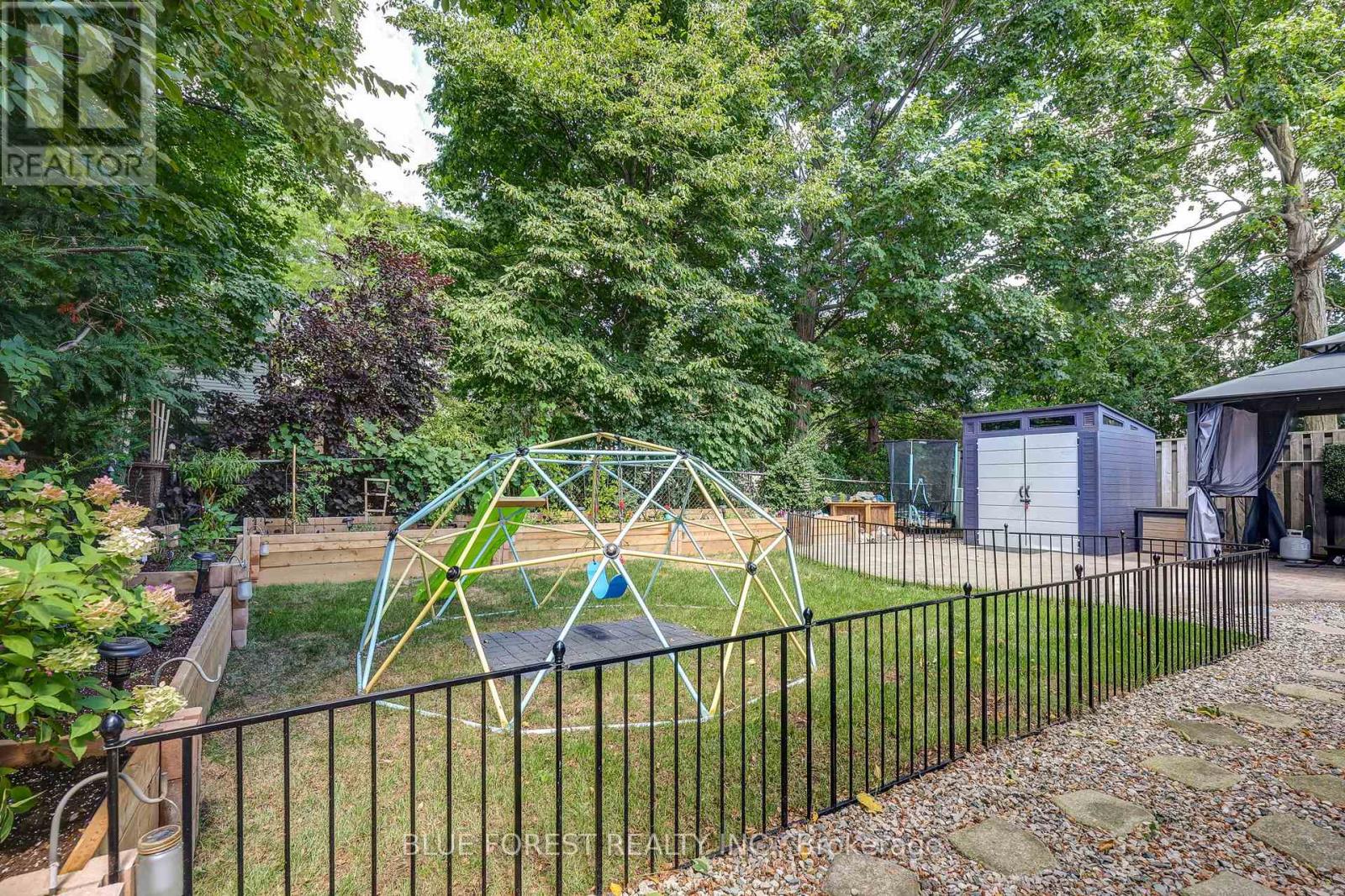 219 Worthington Avenue, London South, Ontario  N5Z 4H9 - Photo 41 - X13473178