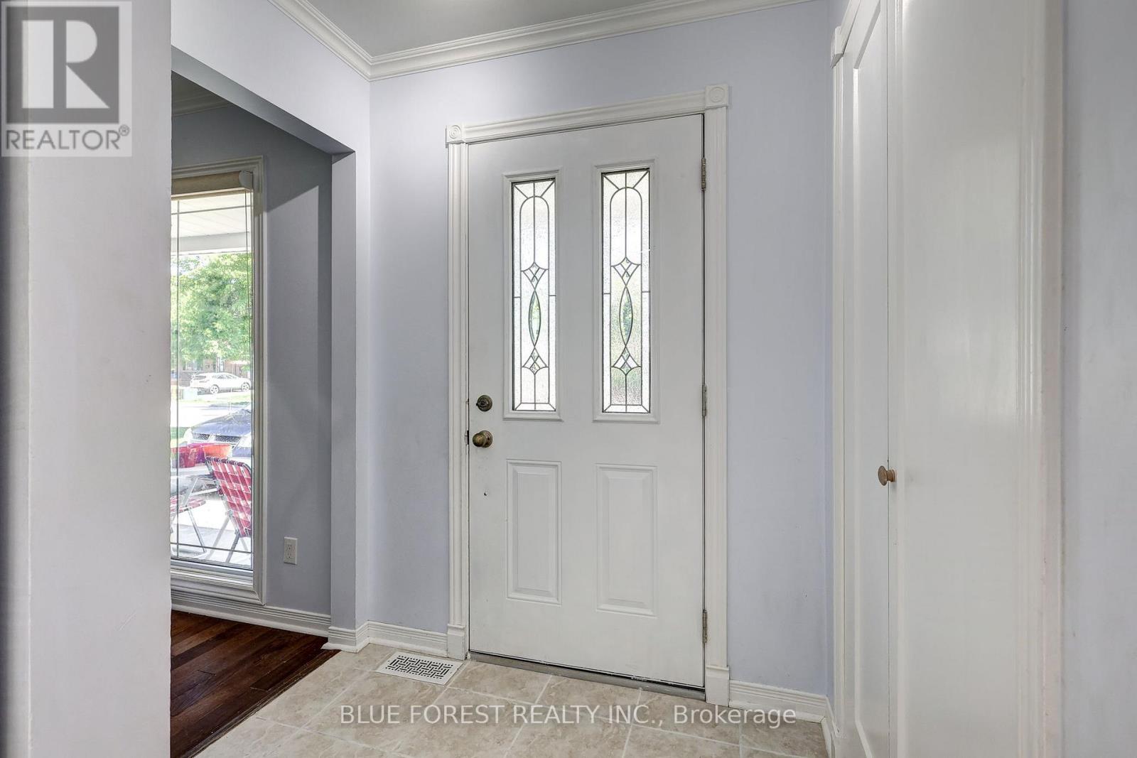 219 Worthington Avenue, London South, Ontario  N5Z 4H9 - Photo 8 - X13473178