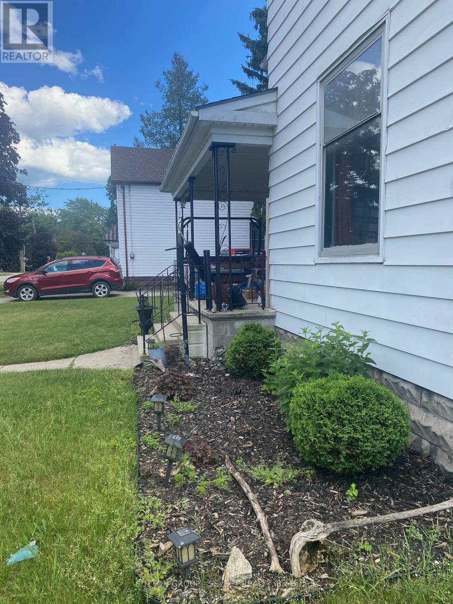 194 Nancy Street, Dutton/dunwich, Ontario  N0L 1J0 - Photo 4 - X13473196