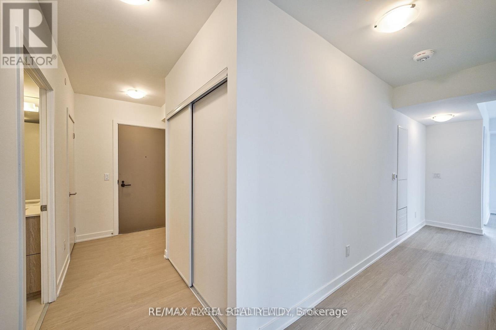 1402 - 47 Mutual Street, Toronto, Ontario  M5B 0C6 - Photo 2 - C13472594