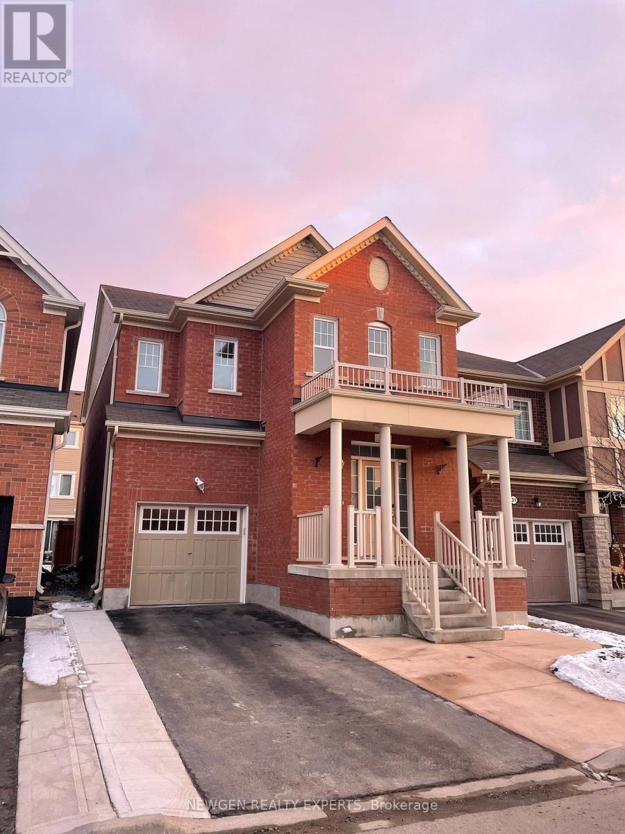33 Bannister Crescent, Brampton, Ontario  L7A 4H2 - Photo 3 - W13472324