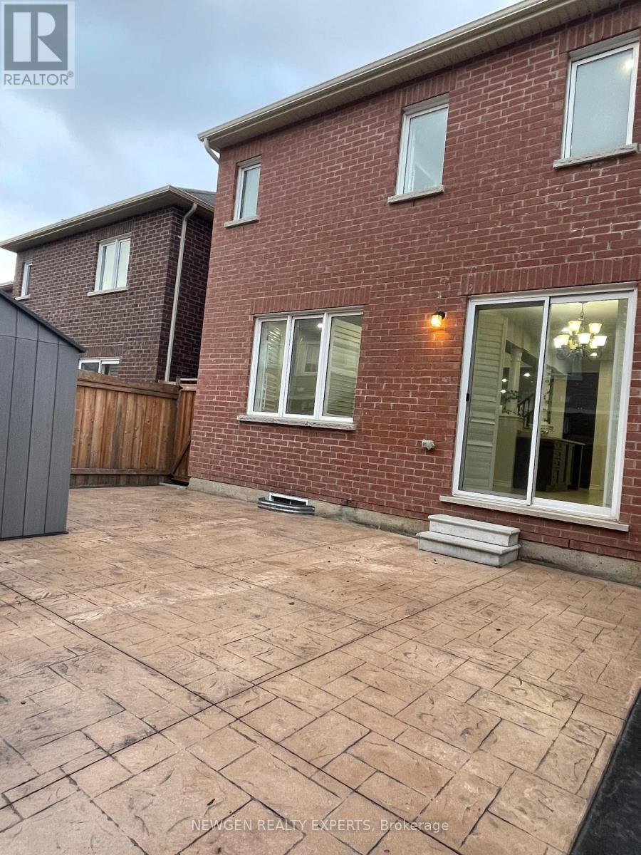 33 Bannister Crescent, Brampton, Ontario  L7A 4H2 - Photo 20 - W13472324