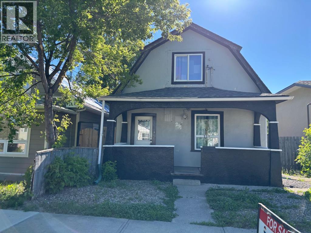 231 14 Street N, Lethbridge, Alberta  T1H 2V8 - Photo 1 - A2307148