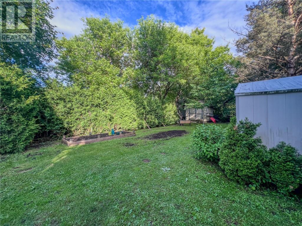 333 Hyland Drive, Greater Sudbury, Ontario  P3E 1S3 - Photo 21 - 2128719