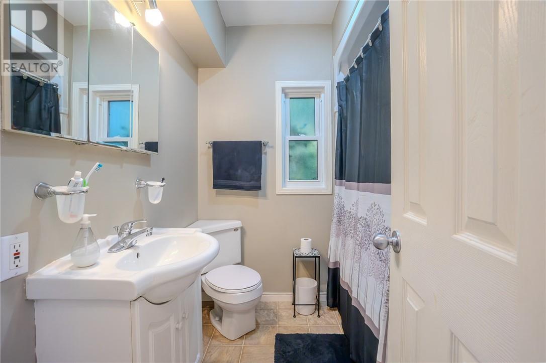 333 Hyland Drive, Greater Sudbury, Ontario  P3E 1S3 - Photo 8 - 2128719