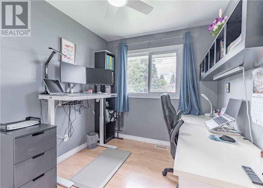 3663 Mark Street, Val Caron, Ontario  P3N 1H5 - Photo 18 - 2128688