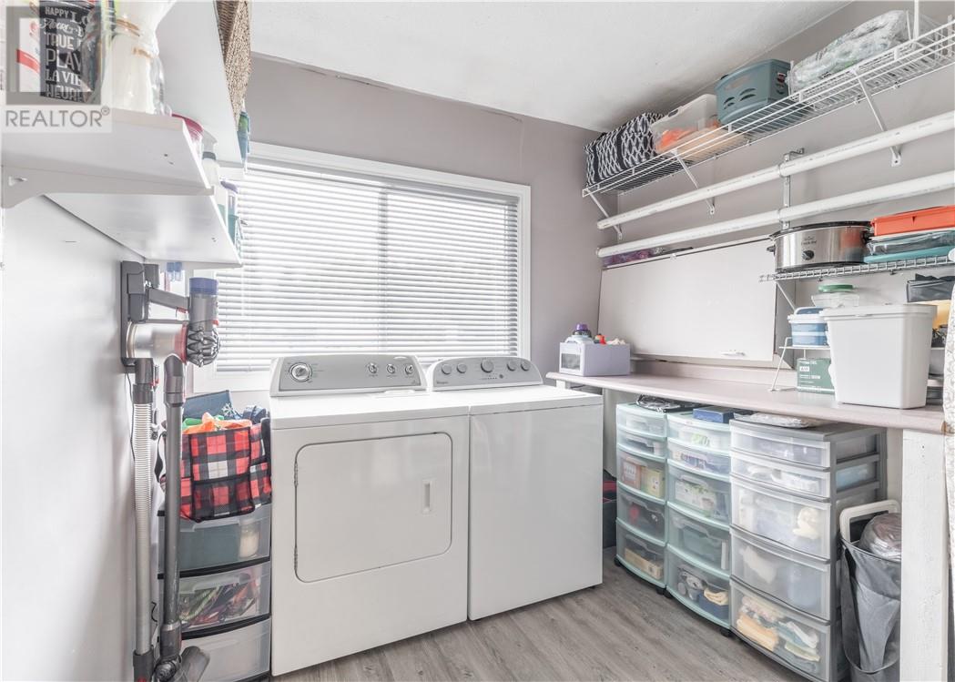3663 Mark Street, Val Caron, Ontario  P3N 1H5 - Photo 20 - 2128688