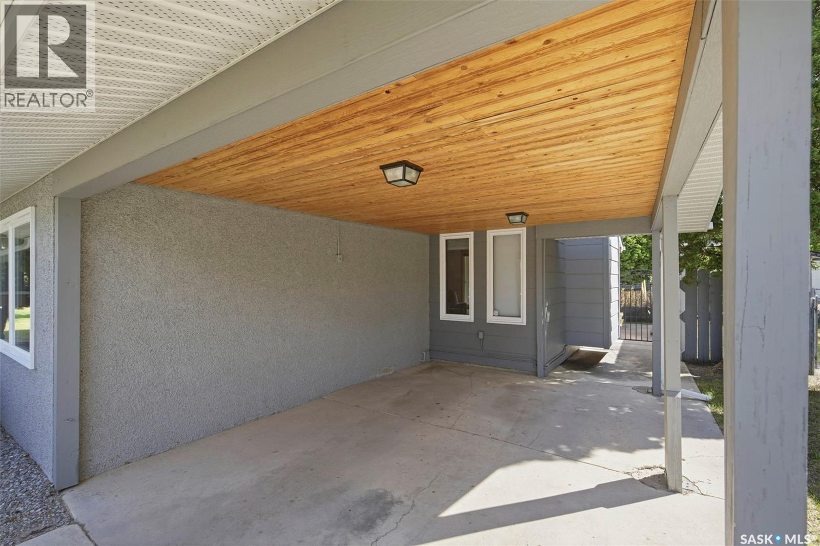 2607 Dufferin Avenue, Saskatoon, Saskatchewan  S7J 1C7 - Photo 29 - SK040218