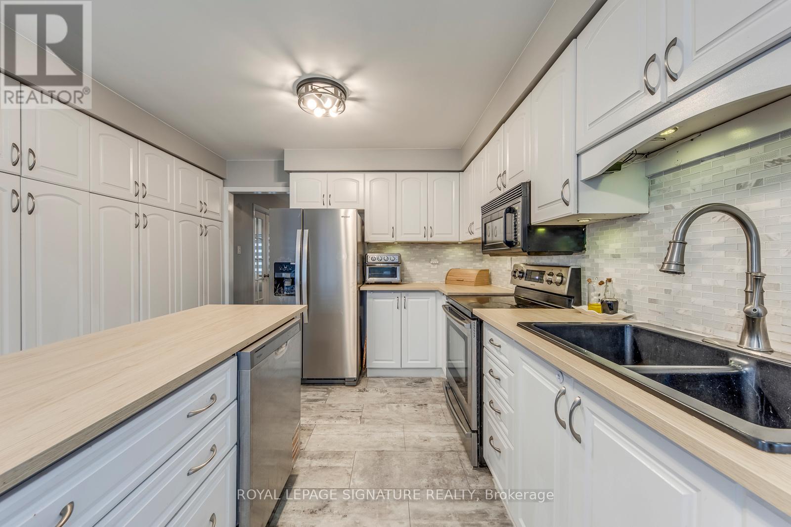 54 Randolf Court, Hamilton, Ontario  L8W 2Z8 - Photo 12 - X13473154