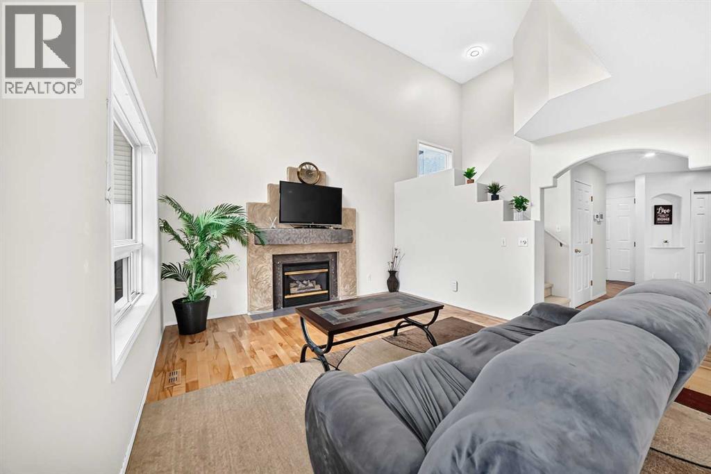 27 Covette Green NE, Calgary, Alberta  T3K 4P1 - Photo 6 - A2322544