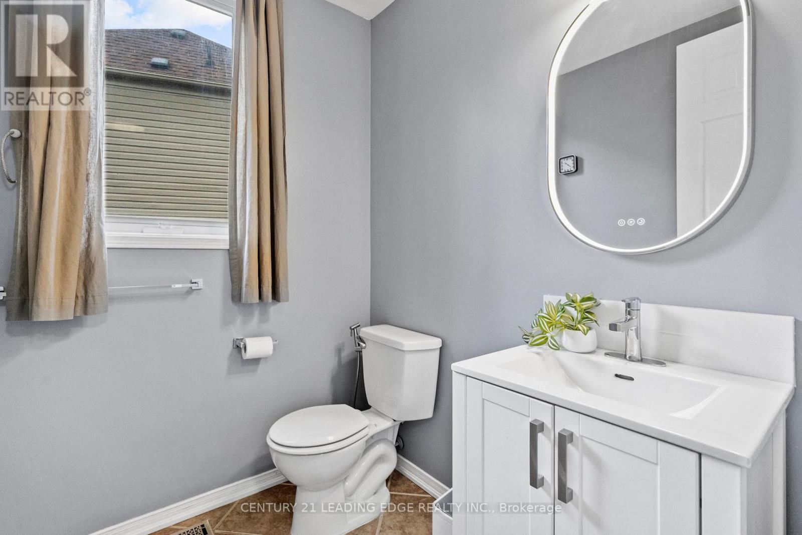 101 Woodbine Place, Oshawa, Ontario  L1L 1C5 - Photo 18 - E13471054