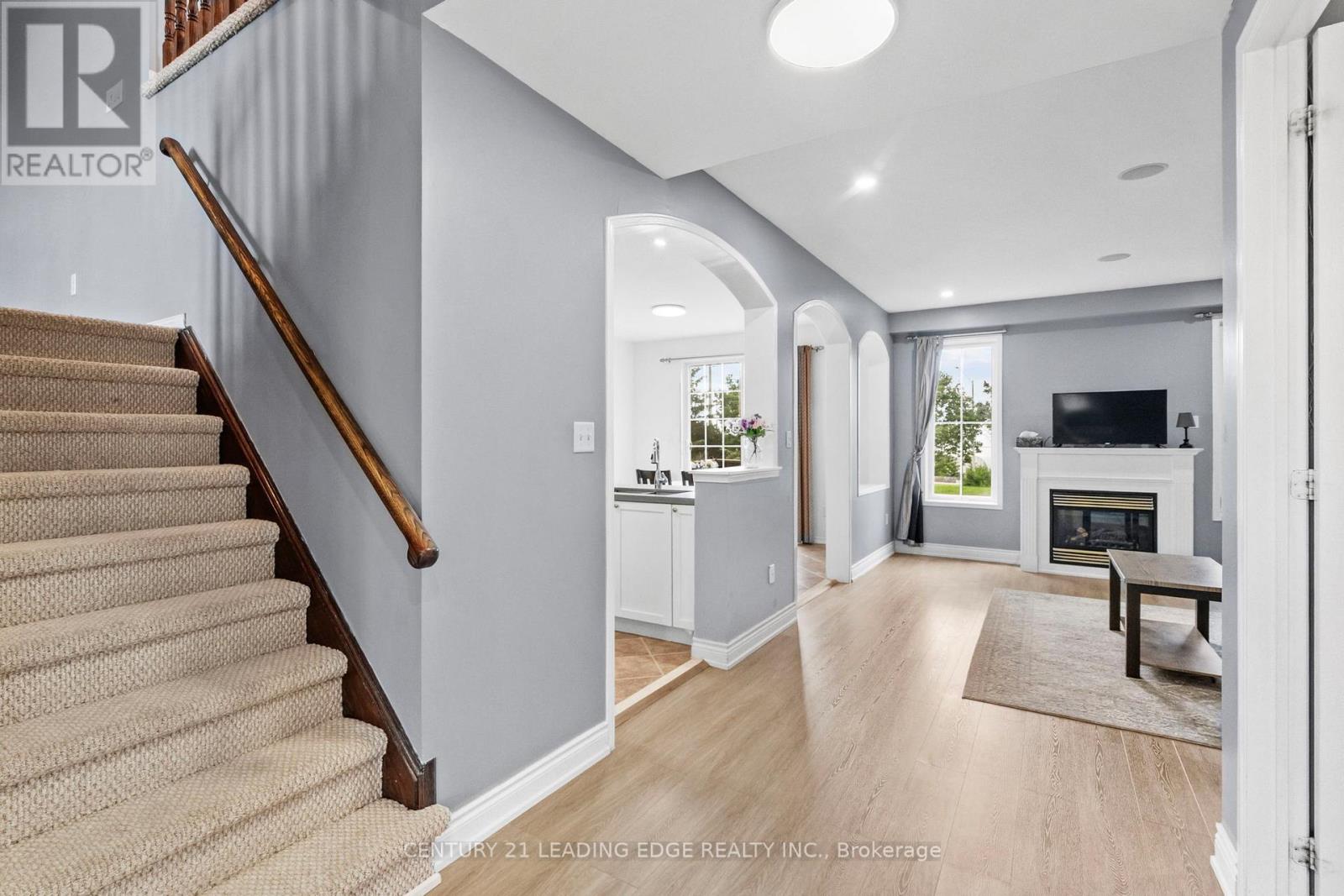 101 Woodbine Place, Oshawa, Ontario  L1L 1C5 - Photo 21 - E13471054
