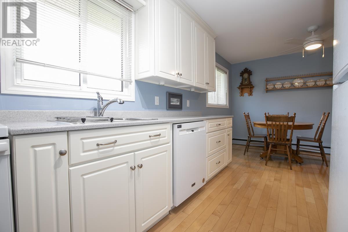 16 Arizona Ave, Sault Ste. Marie, Ontario  P6A 4L8 - Photo 15 - SM261448