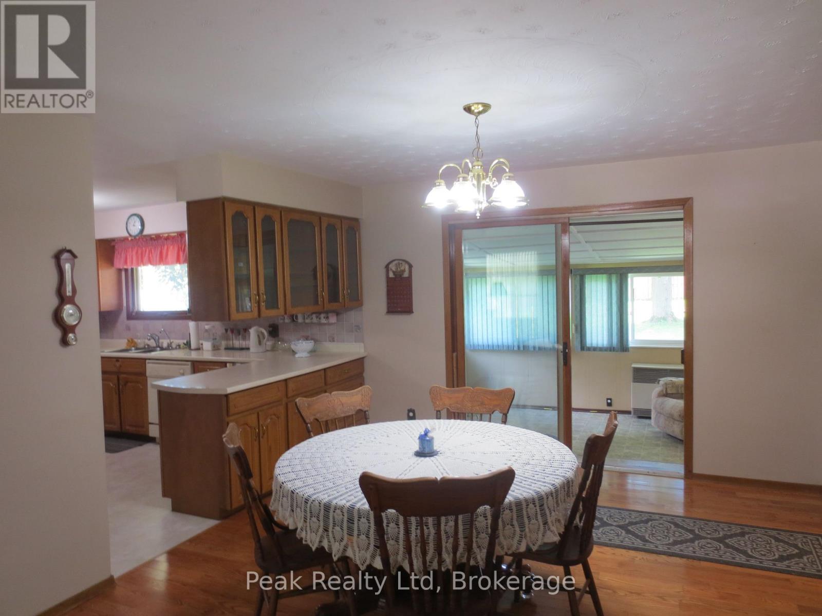 22 Brown Street S, Minto, Ontario  N0G 1M0 - Photo 13 - X13473338