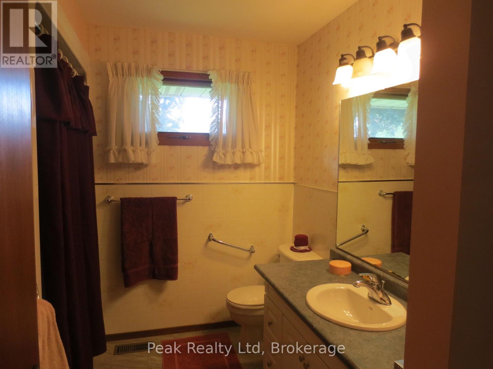 22 Brown Street S, Minto, Ontario  N0G 1M0 - Photo 16 - X13473338