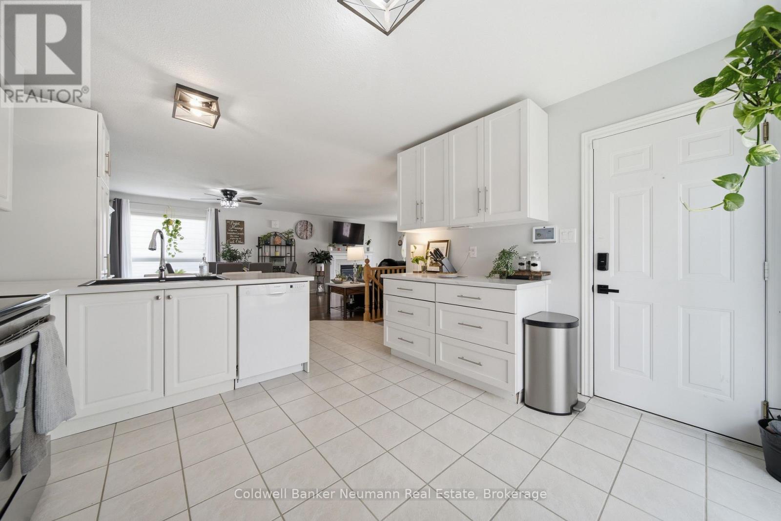 949 Gzowski Street, Centre Wellington (Fergus), Ontario  N1M 3W1 - Photo 11 - X13473378