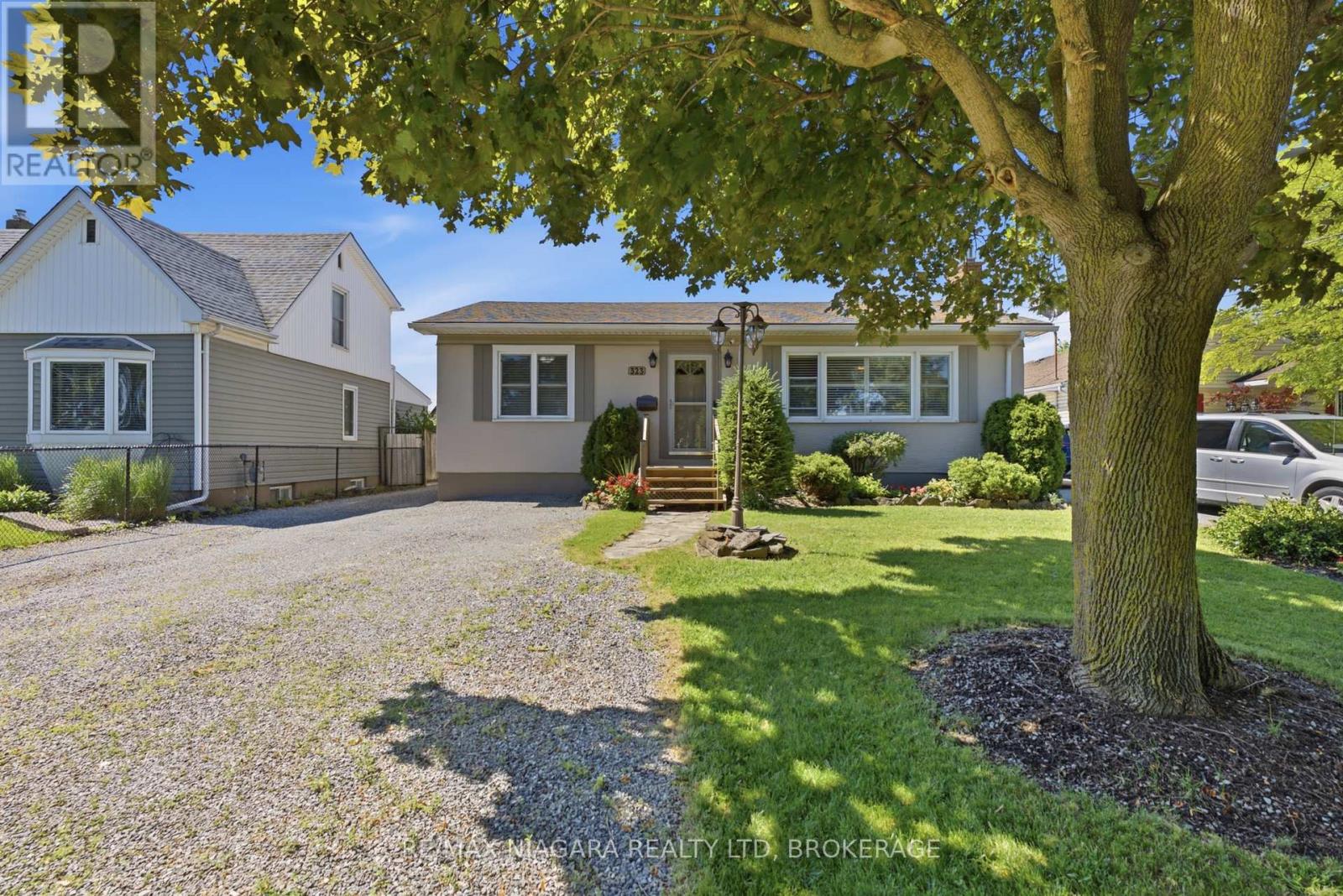 323 St Paul Street W, St. Catharines, Ontario  L2S 2E8 - Photo 1 - X13473418