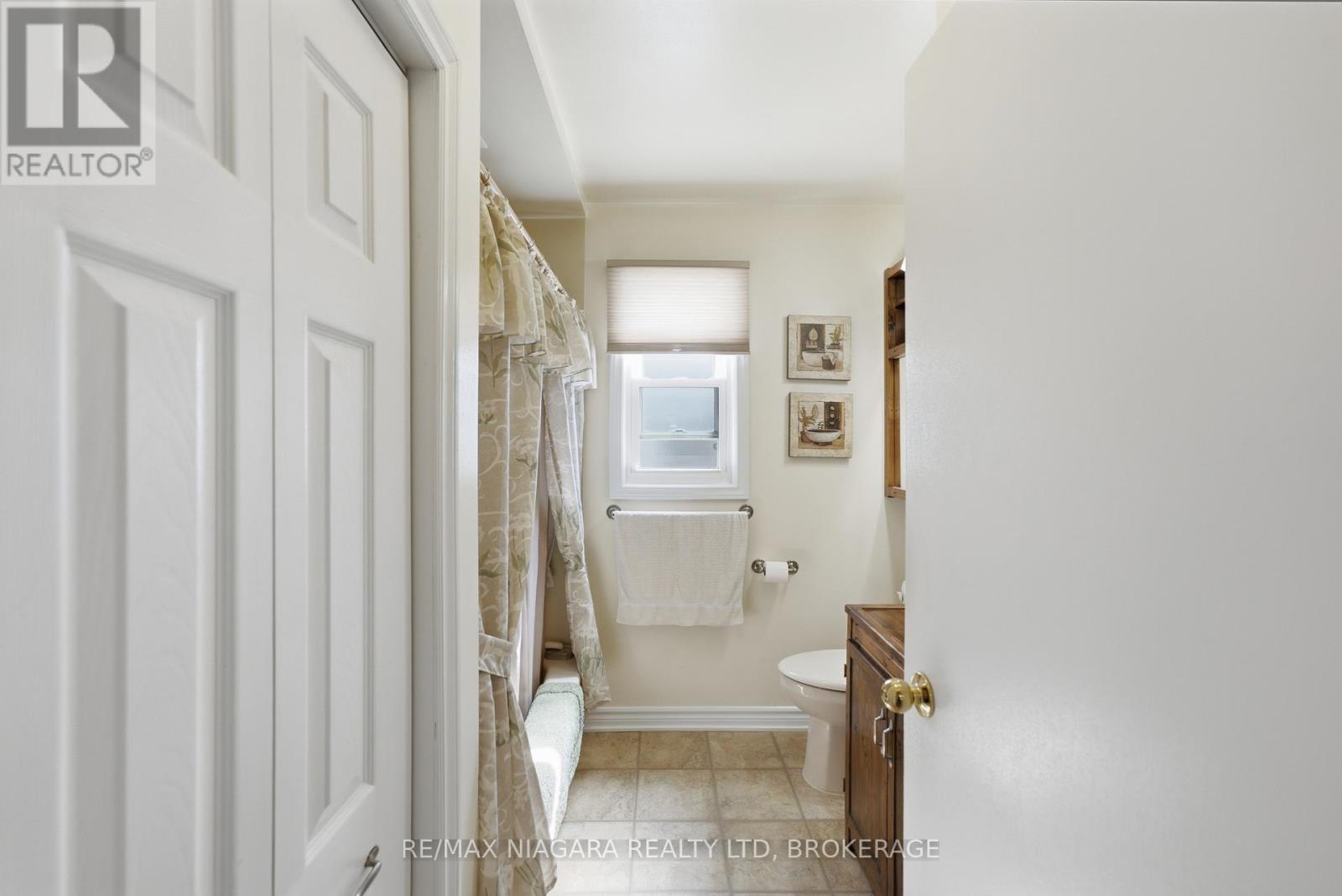 323 St Paul Street W, St. Catharines, Ontario  L2S 2E8 - Photo 16 - X13473418
