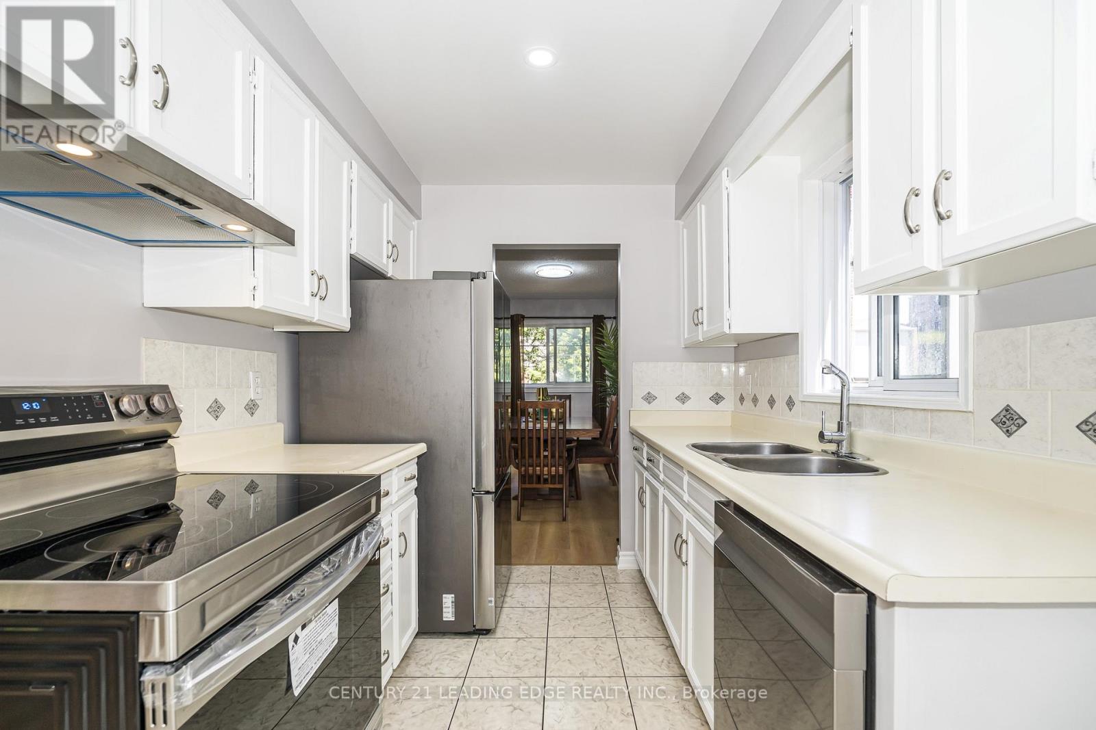 42 Hewitt Crescent, Ajax, Ontario  L1S 7A4 - Photo 17 - E13473360