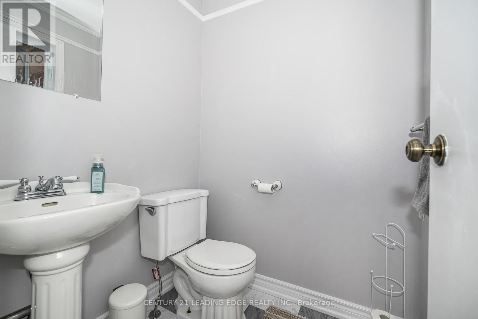 42 Hewitt Crescent, Ajax, Ontario  L1S 7A4 - Photo 19 - E13473360