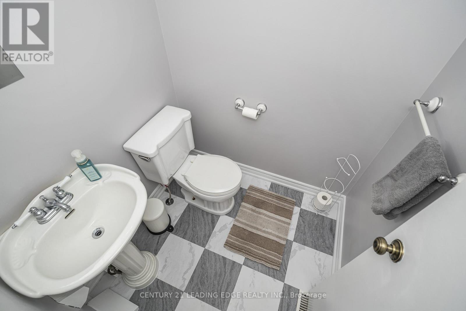 42 Hewitt Crescent, Ajax, Ontario  L1S 7A4 - Photo 20 - E13473360