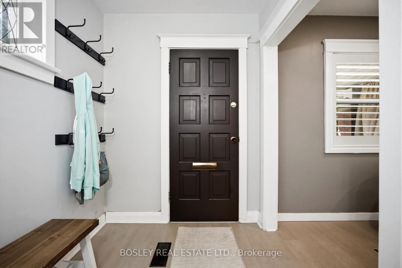 117 Oakcrest Avenue, Toronto, Ontario  M4C 1B4 - Photo 3 - E13473408