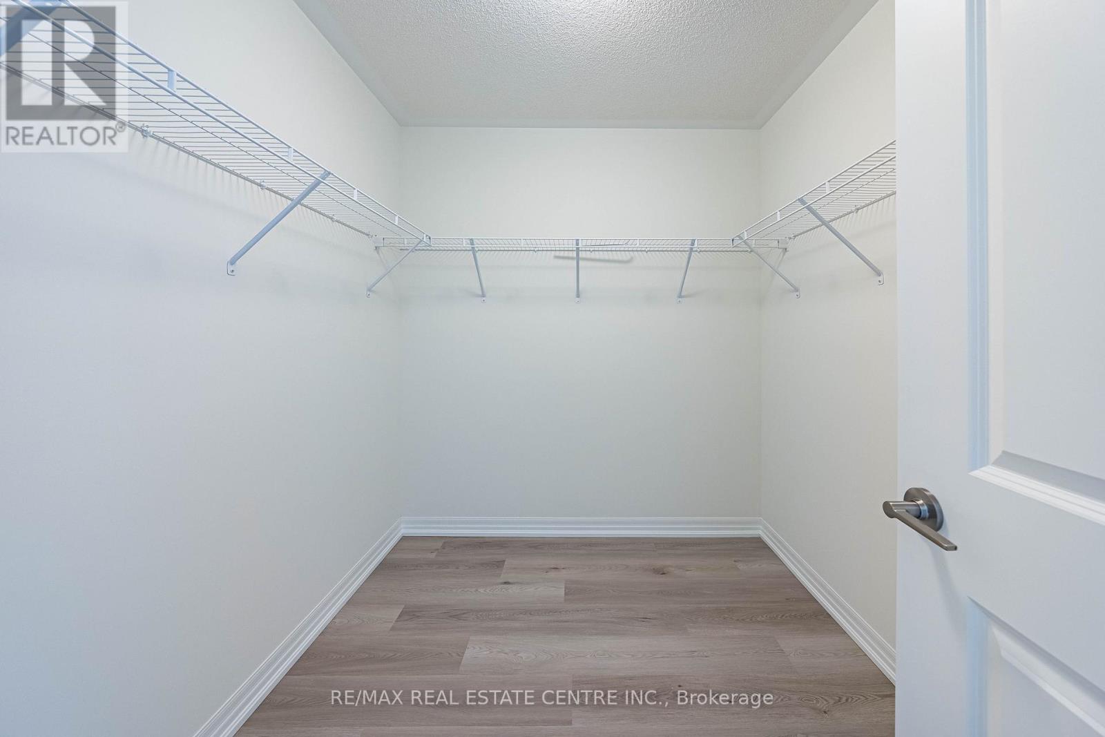 553 Ted Marks Drive, Oshawa, Ontario  L1L 0X3 - Photo 15 - E13473448