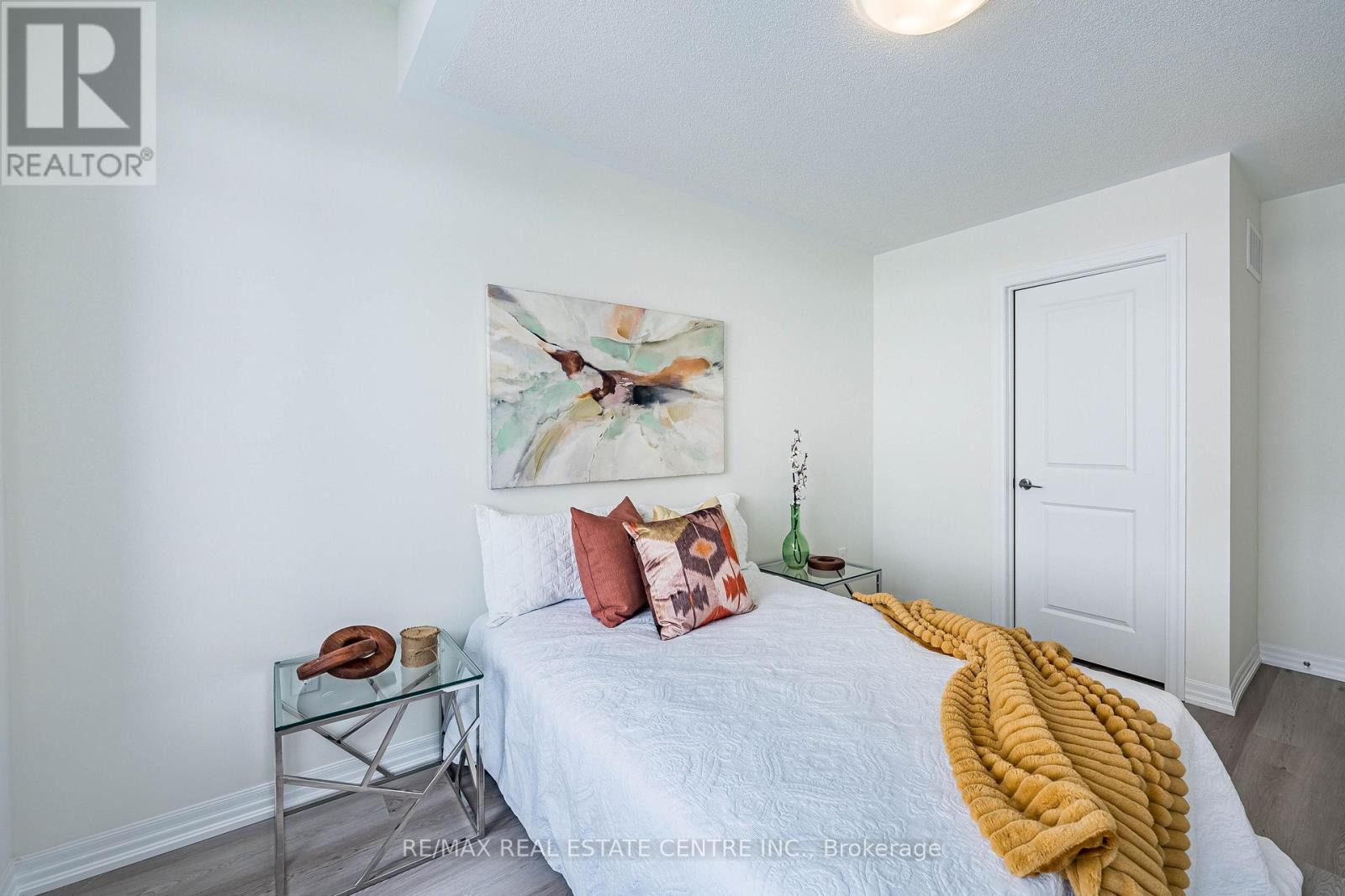 553 Ted Marks Drive, Oshawa, Ontario  L1L 0X3 - Photo 20 - E13473448