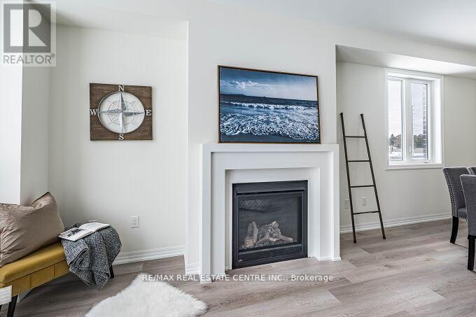 553 Ted Marks Drive, Oshawa, Ontario  L1L 0X3 - Photo 9 - E13473448