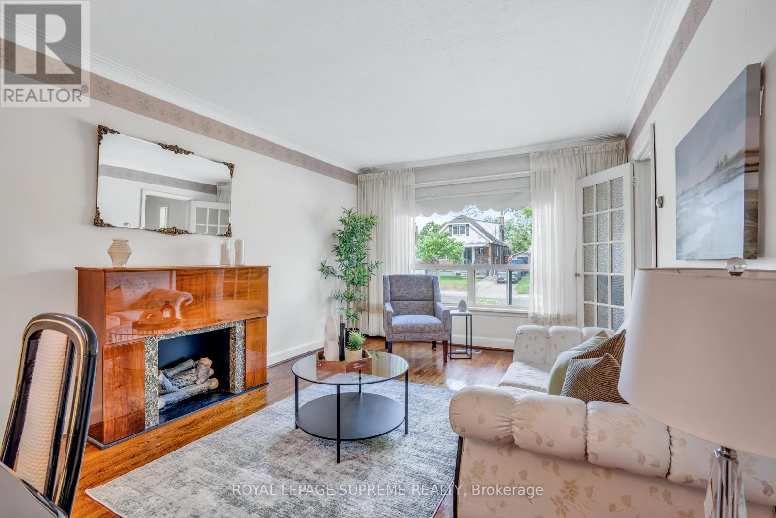 102 Binswood Avenue, Toronto, Ontario  M4C 3N9 - Photo 12 - E13473524